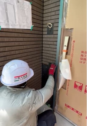 Kontruksi Pemasangan Ubin(Tiling) - LPK Kochira Bali Indonesia